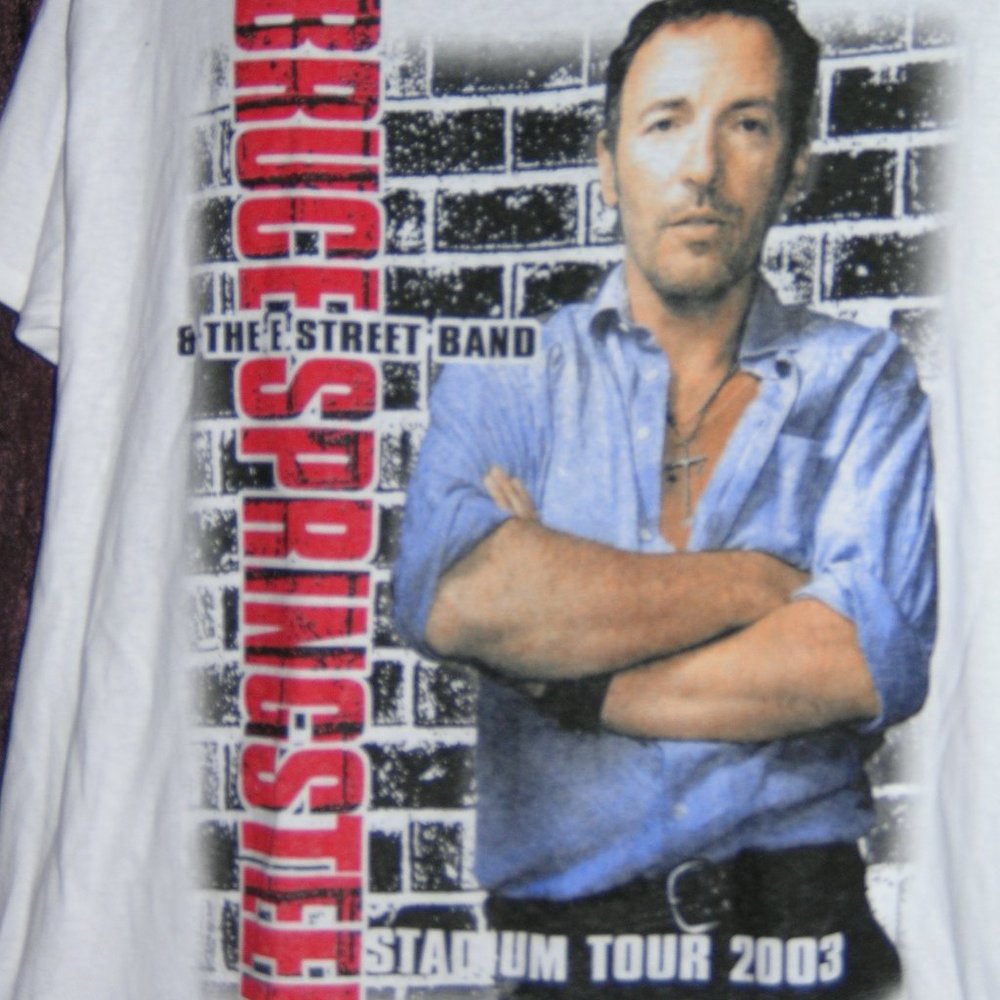 Bruce Springsteen E-Street Band stadium tour 2003 tshirt & Stringbean pin button
